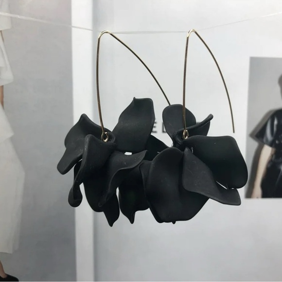 Torrid Black Petal Drop Earrings - Picture 6 of 6